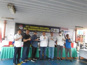 PLT Bupati Lembata Launching BBM di Atas Tongkat Artha Bahari, Distributor Optimis Perekonomian Bergeliat