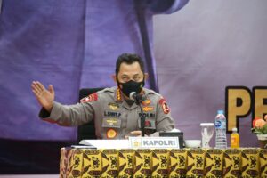 Kapolri Minta Warga Papua Barat Isolasi Terpusat Cegah Covid-19