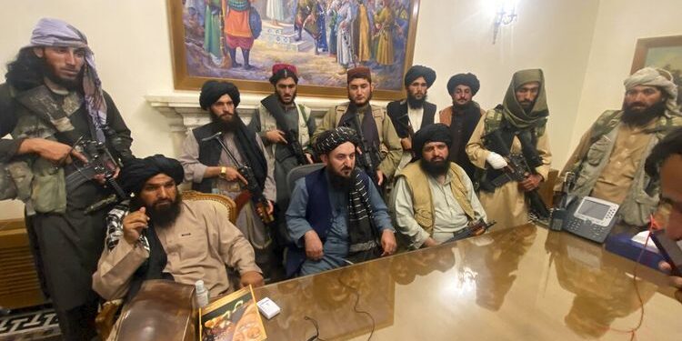 Siapakah Taliban, Kelompok Yang Mengambil Alih Kekuasaan Afghanistan?