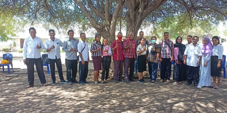 SDN Tobitalere, Ibarat Hidup Enggan, Mati Tak Mau