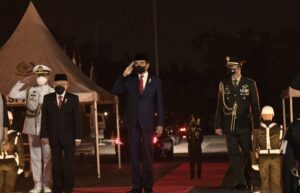 Pimpin Apel di TMP Kalibata, Presiden Doakan Arwah Para Pahlawan