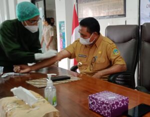 Rayakan Hut Ke-VI, PATELKI Matim Gelar Pemeriksaan Kolesterol Gratis