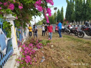 PLT Bupati Lembata Pimpin Kerja Bakti Bersihkan Rujab