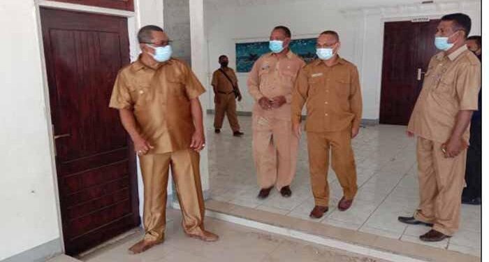 PLT Bupati Thomas Gelar Rapat di Rujab Bupati Lembata Yang Bernilai Sejarah