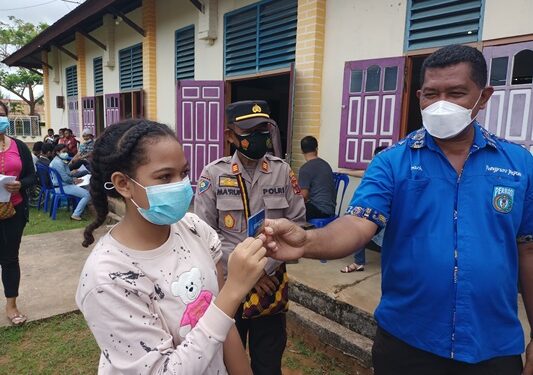 Sembako, Voucher Hingga Uang Tabungan Disiapkan, Frans : Itu ‘Rangsangan’ Bagi Masyarakat Agar Ikut Vaksinasi