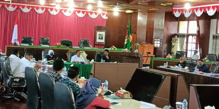 Hearing Dengan DPRD Merauke,  Eleanor  Dumatubun : Kami Bertanggungjawab Penuh Sukseskan Enam Cabor
