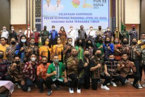 Gubernur NTT Resmi Lepas Kontingen PON NTT ke Papua