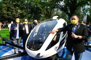 Resmikan Kantor Baru IMI, Bamsoet Kenalkan Taksi Terbang Listrik EHang