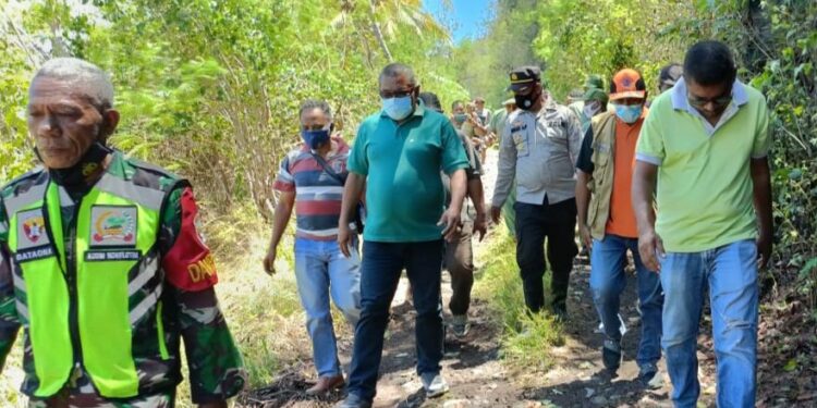 Bupati Lembata Tinjau Lokasi Banjir Bandang di Kecamatan Nagawutung