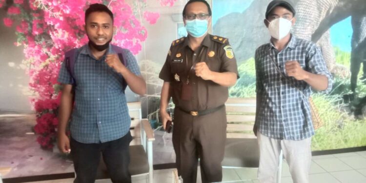 Berkas Perkara Dua Tersangka Kasus Korupsi Awololong Lembata Dinyatakan P-21