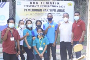 Mahasiswa KKN  STPM  Santa Ursula Ende Urus Hak Sipil Anak di Desa Tiwu Tewa