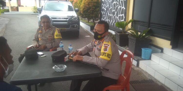 Polres Ende Gelar Vaksinasi Gratis Bagi Masyarakat