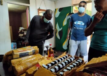 Aparat Kepolisian di Okaba  Gerebek Puluhan Miras 	Berlabel di Rumah Seorang Pegawai Bank