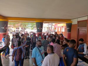 Daftar Jadi Relawan PON XX, Ribuan Orang ‘Serbu’ GOR Hiad Sai