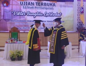 Teliti Pariwisata, Gubernur NTT  Viktor Laiskodat Raih Gelar Doktor