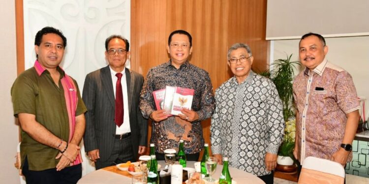 Bamsoet Apresiasi Buku ‘Pancasila Dasar Filsafat Bangsa Indonesia’ Karya Yoseph Umarhadi