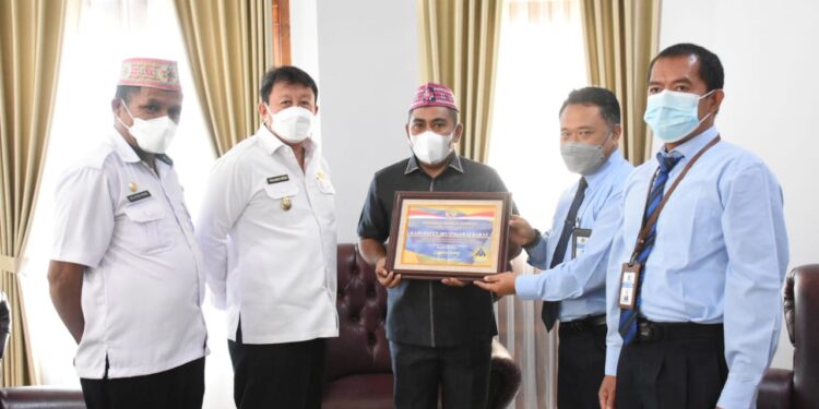 Pemkab Mabar Terima Piagam Opini WTP dari Kemenkeu RI