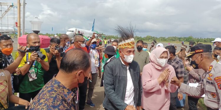 Mengaku Pulang Kampung, Gubernur Sumut : ‘Saya Rindu Dengan Pak Romanus Mbaraka’