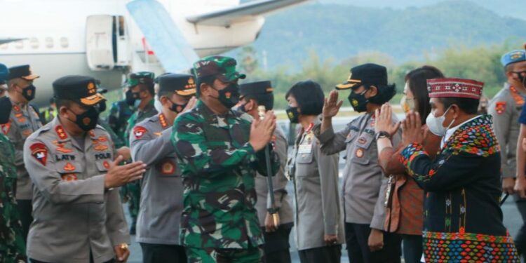 Panglima TNI dan Kapolri Kunker di Labuan Bajo