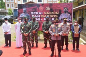 Kapolri Apresiasi Progres Vaksinasi 70 Persen di Manggarai Barat