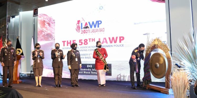 Kapolri Buka Resmi Konferensi IAWP 58Th di Labuan Bajo