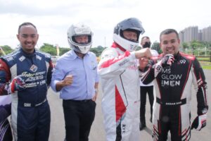 Usai Kecelakaan Sprint Rally, Bamsoet Langsung Ikuti Kejurnas Drifting Bersama Akbar Rais