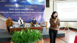 Politek eLBajo Commodus Gelar FGD Program Menara Vokasi