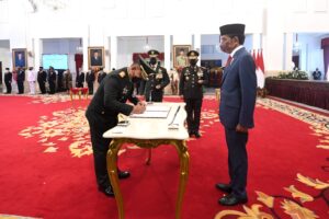Presiden Jokowi Lantik Andika Perkasa sebagai Panglima TNI
