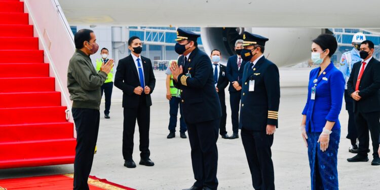 Tiba di Tanah Air, Presiden Langsung Jalani Karantina