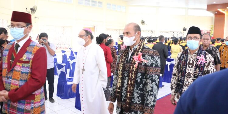 Gubernur NTT Viktor Laiskodat : ” Cogiti, Ergo Sum,” ” Saya Berpikir, Maka Saya Ada”