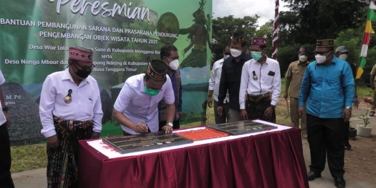 Menteri Desa PDTT Resmikan Sarpras Penunjang Empat Desa Wisata