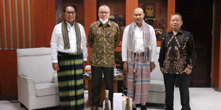 Pemprov NTT Dukung ITS Surabaya dan Nova Innovation Studi Kelayakan Energi Arus Laut di Larantuka