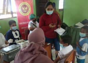 BIN NTT Gelar Vaksinasi Bagi Anak-anak, Kadis Pendidikan Kota Kupang : Sangat Membantu