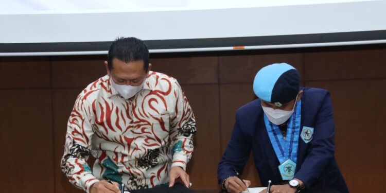 Bamsoet : MPR RI Teken MOU Pemasyarakatan Empat Pilar MPR RI Dengan Kelompok Cipayung Plus