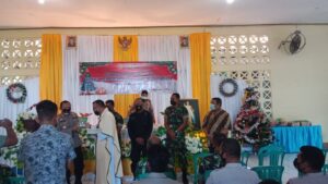 Kapolres Ende Hadiri Perayaan Natal Dan Tahun Baru Bersama Gabungan TNI-POLRI