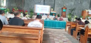 Sinode di Paroki Waikomo Lembata: Jalan Bersama dan Mendengarkan Aspirasi Umat Allah