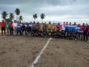 Arvando FC Raih Juara Turnamen Sepak Bola Ndori United