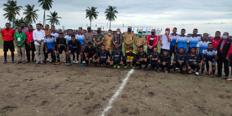 Arvando FC Raih Juara Turnamen Sepak Bola Ndori United