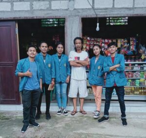 Mahasiswa KKN UNWIRA di Desa Toobaun-Ambar, Latih Pembukuan Bagi Pegiat UKM