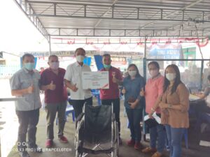 BNI Cabang Ende Serahkan Bantuan Kursi Roda Untuk Difabel dan Lansia