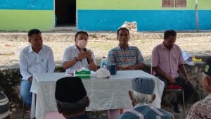 Warga Desa Dolulolong, Kecamatwn Omesuri  Padati Arena Reses