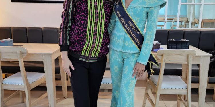 Kresensia Assan Raih Prestasi Internasional, Apresiasi Julie Laiskodat