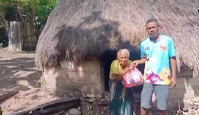 Sentuhan Kasih Paskah Pospera TTS Bagi Lansia di Abansel