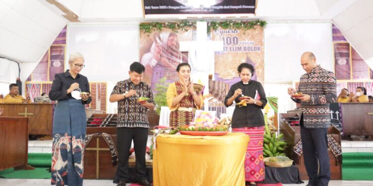 Gubernur NTT Viktor Laiskodat : “Saya Produk Dari Gereja”