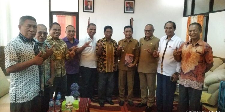 Penjabat Bupati Lembata Dukung Anton Tifaona Jadi Pahlawan Nasional