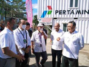 Gubernur Laiskodat dan Menteri ESDM Tinjau Infrastruktur BBM di Labuan Bajo