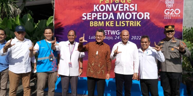 Gerakkan Ekonomi Energi Kerakyatan Lewat Co-firing, PLN Gaet Pemprov NTT dan Undana