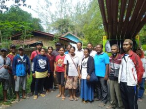 Ambros Reda dan Samsudin Perjuangkan Listrik Tiga Desa di Kabupaten Ende