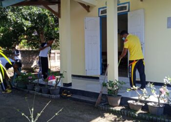 Jelang HUT Bhayakara ke 76, Polsek Maurole Gelar Baksos Relegi