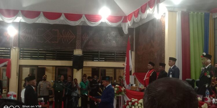 Oktavianus dan Herman, Pengganti Antar Waktu Anggota DPRD Ende